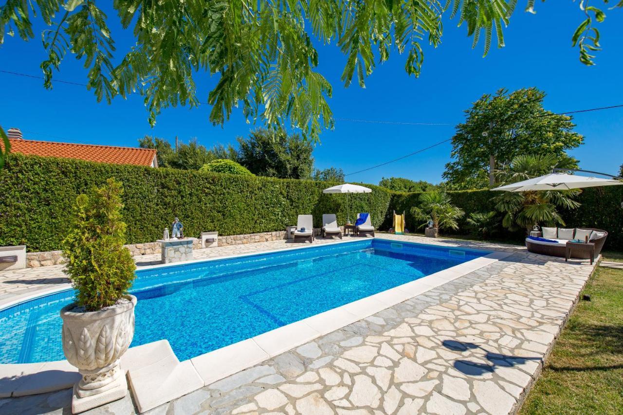 Villa Summer Oasis Dobrinj Zewnętrze zdjęcie