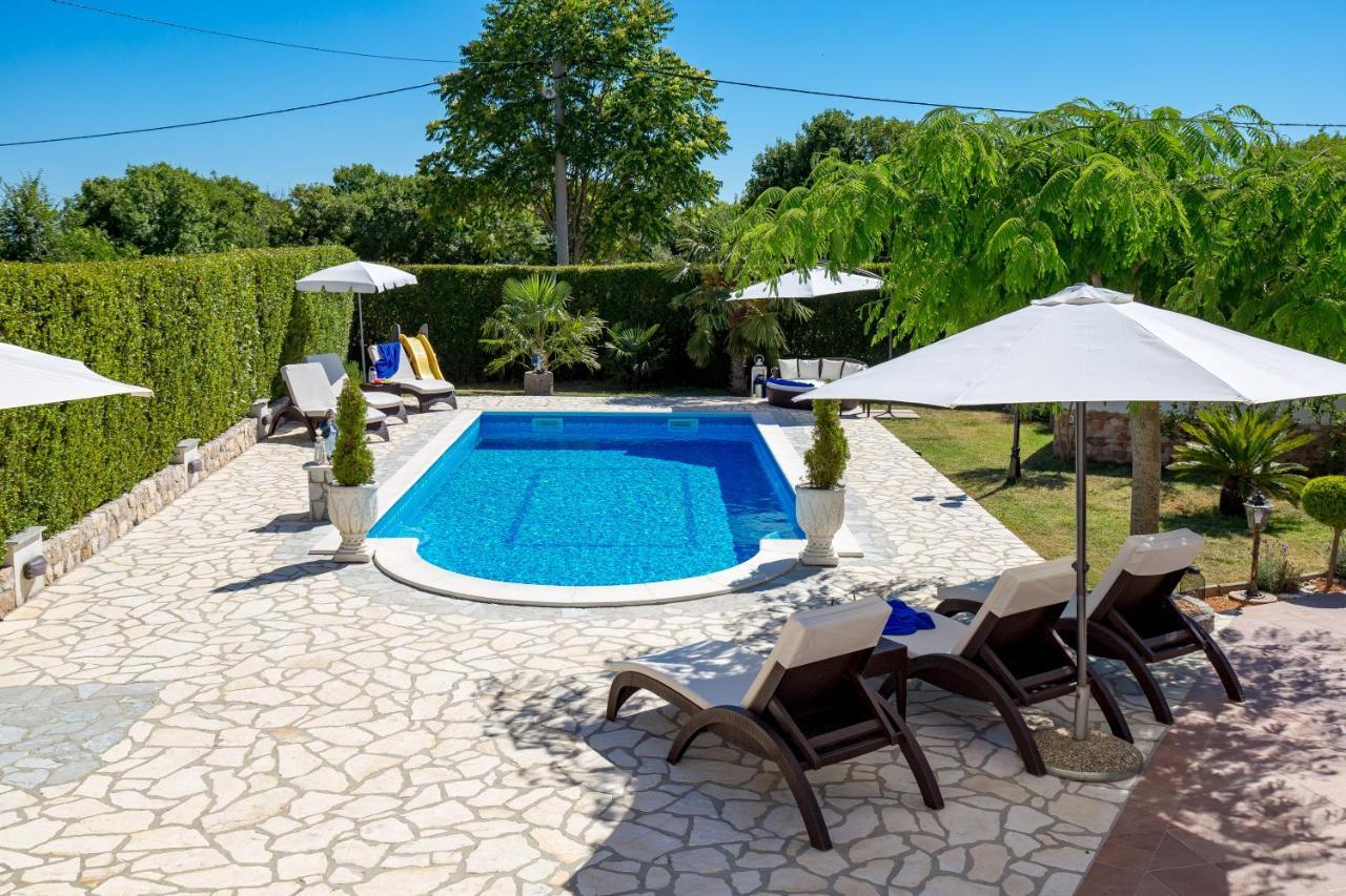 Villa Summer Oasis Dobrinj Zewnętrze zdjęcie